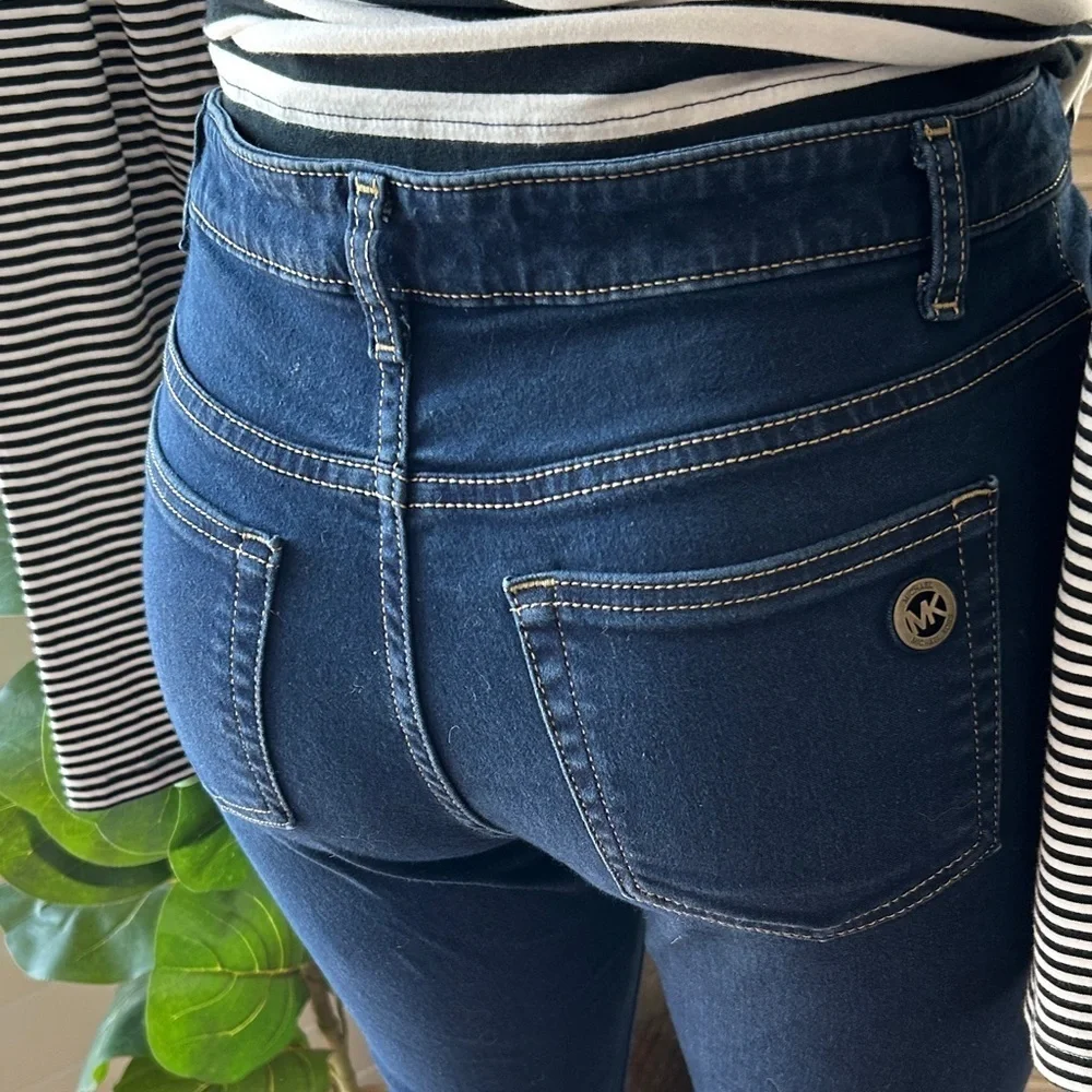 Michael Kors Women's Dark Blue Jeans stretch size 10 skinny jeans stretch